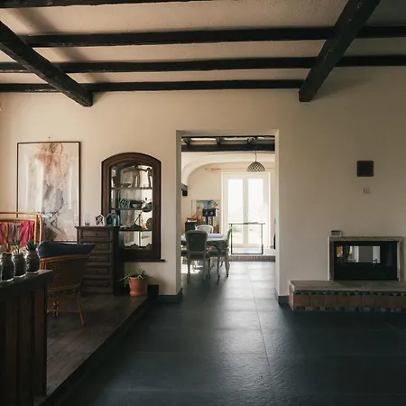 Casa Yuvi Vetralla
