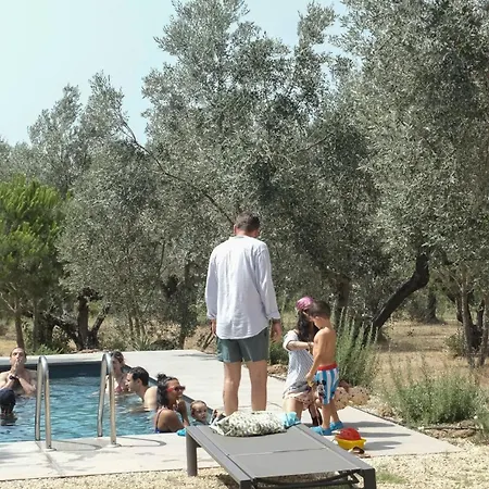 Casa Yuvi مزرعة للإقامة *